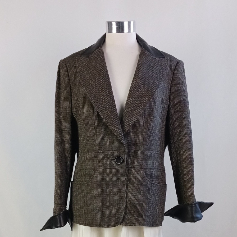Ellen Tracy Br Tweed W Leather Trim Blazer Jacket.
